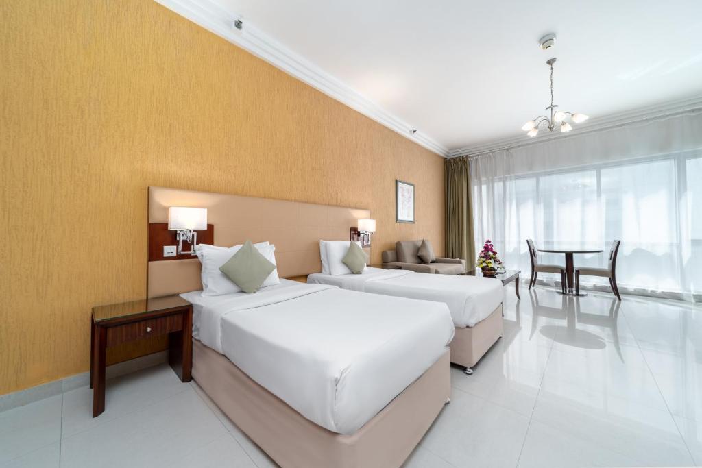One bedroom twin apartmen  Star Metro Deira Hotel Apartments Dubai