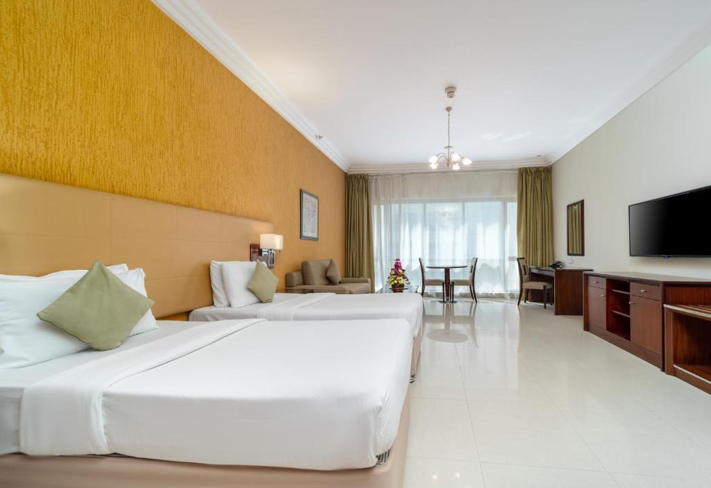 One bedroom king apartment  Star Metro Deira Hotel Apartments Dubai